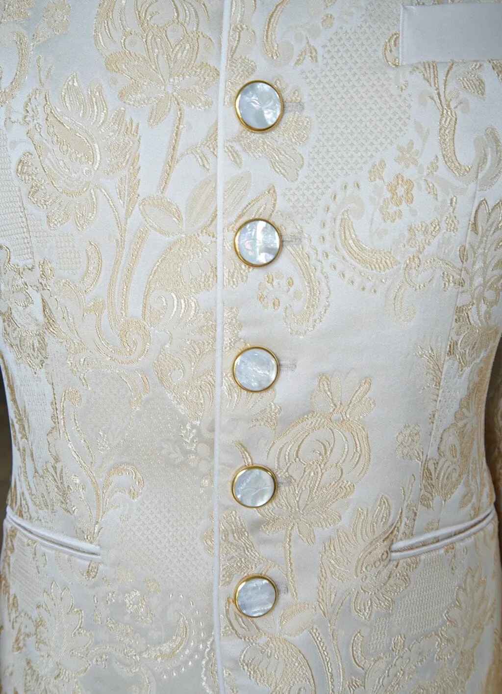 Oro Vittoriana Mandani Jacket @ The Vault