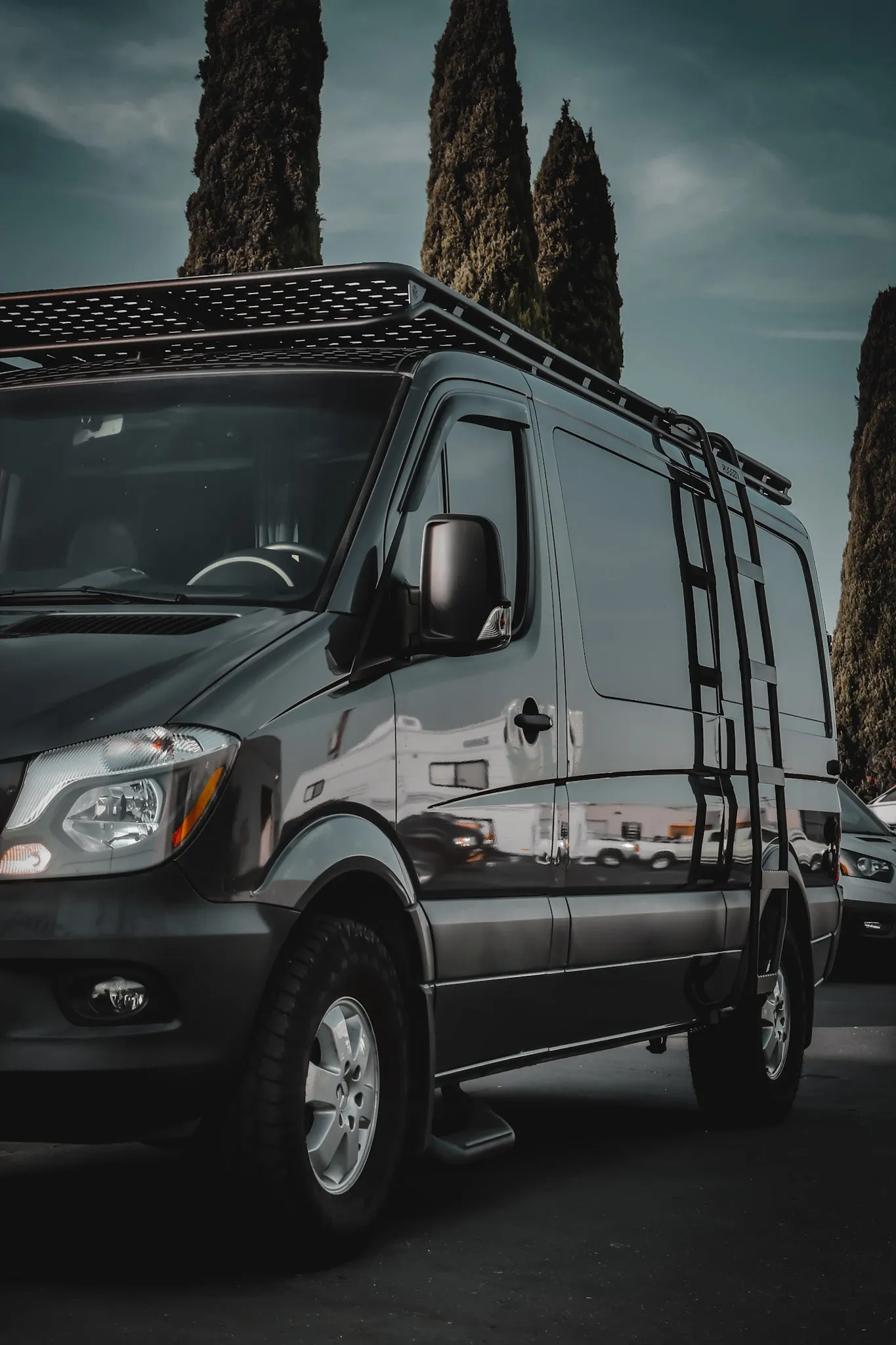 Rugged Designs Baja LP Roof Rack -Straight Light Bar