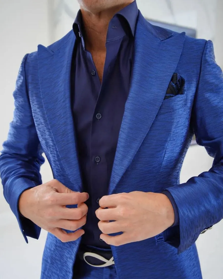 Sapphire Glassa Jacket @ The Vault