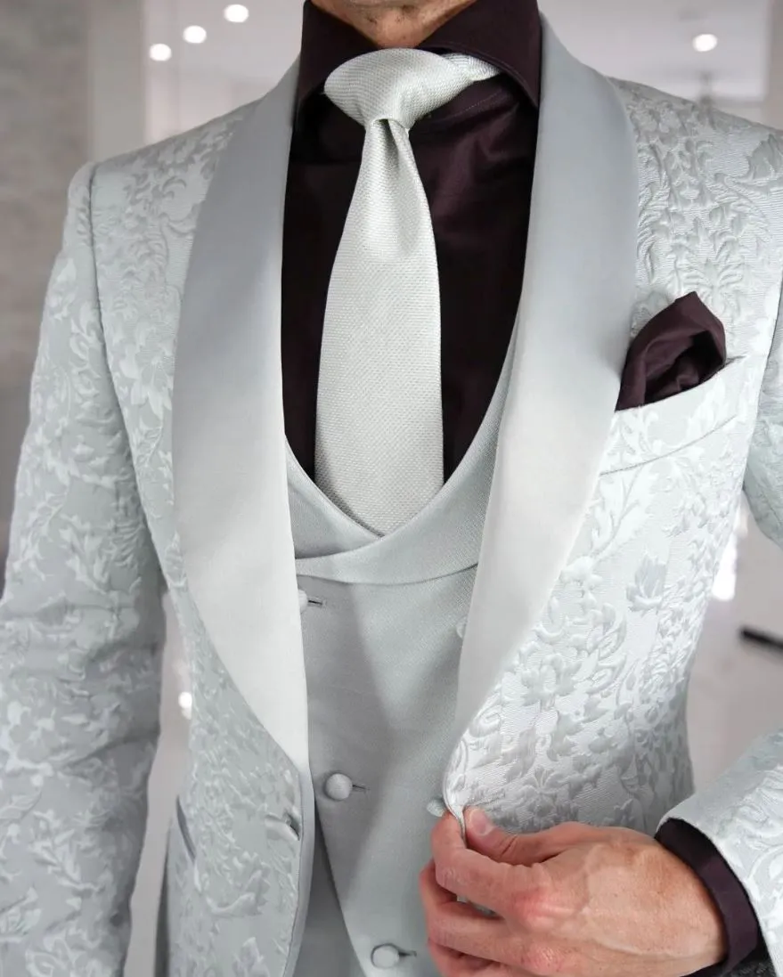 Silver Fiore Dinner Jacket @ The Vault