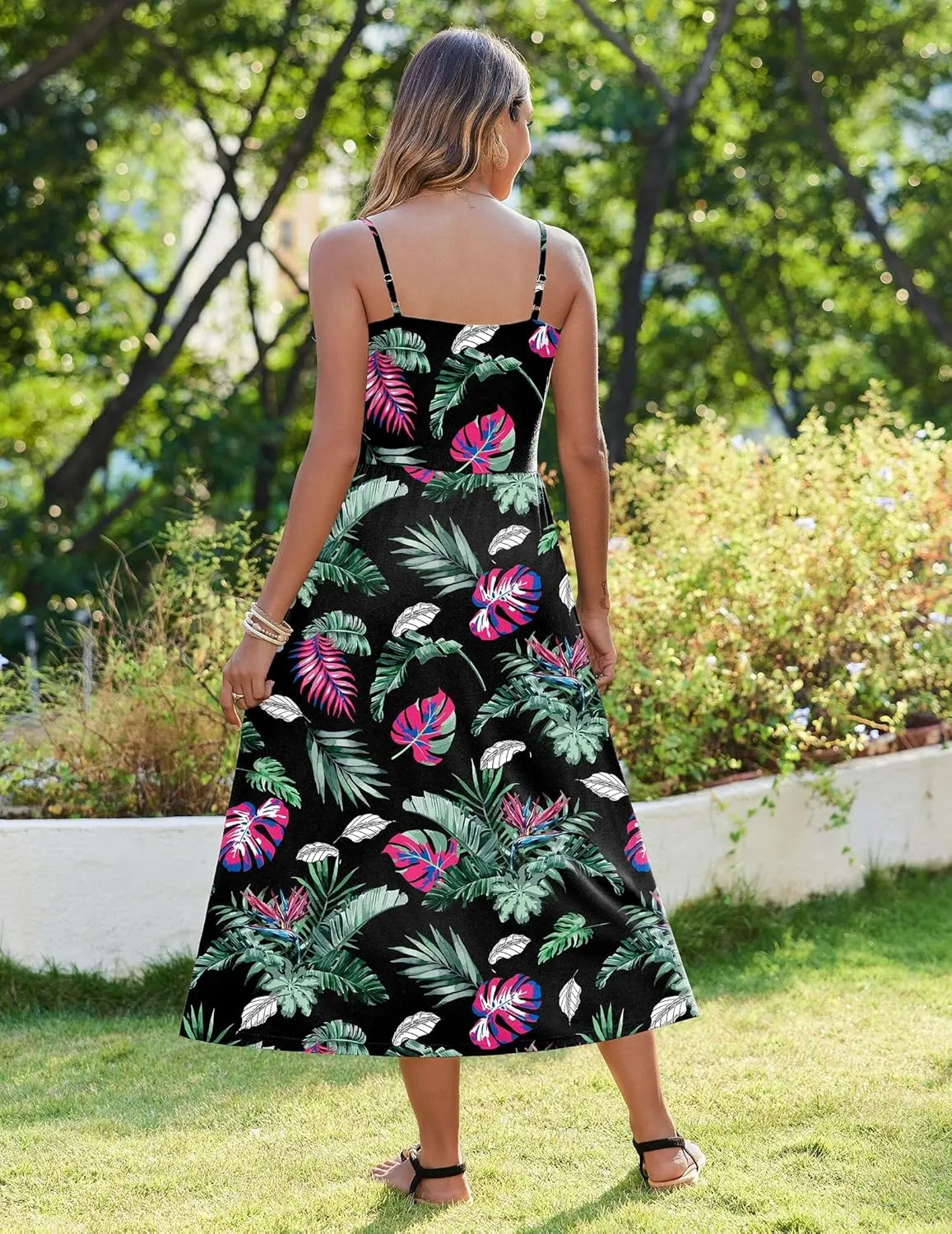 Zeagoo Women's Summer Casual Boho Sundress Spaghetti Strap Square Neck Flowy Midi Dresses A Line Beach Dress with Pockets